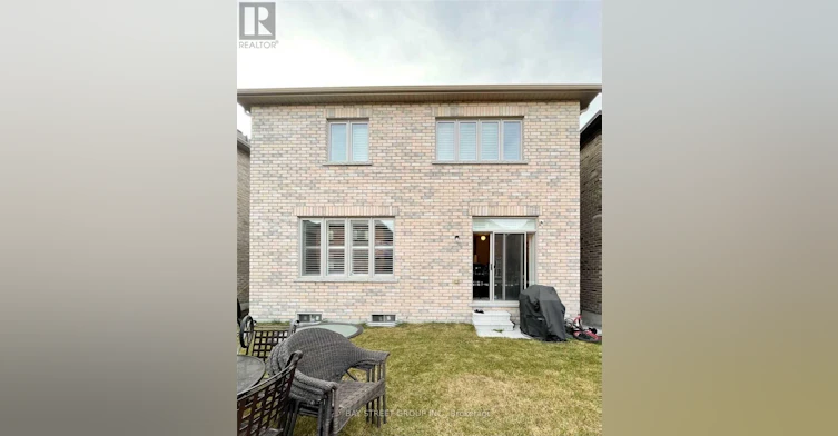 27 Brownsberger Road, Whitchurch-Stouffville, ON, L4A 4P6 - 12