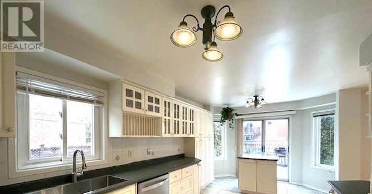 5323 Flatford Road, Mississauga, ON, L5V 1P3 - 7