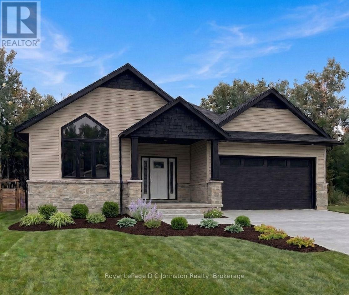 14 Lakeforest Drive, Saugeen Shores, ON, N0H 2L0