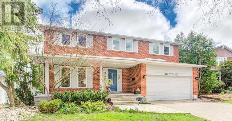 MAIN FLOOR-45 Abbeywood Trail, Toronto, ON, M3B 3B4