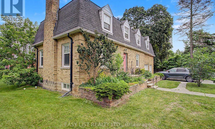 77 Avondale Avenue