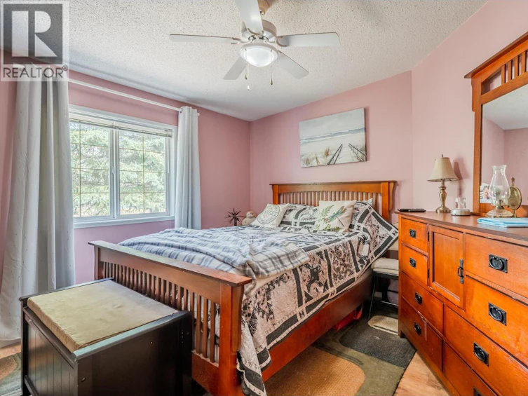 3442 Dunsmuir Road, Lac La Hache, BC, V0K 1T1 - 18