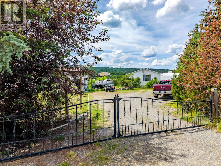 3442 Dunsmuir Road, Lac La Hache, BC, V0K 1T1 - 34