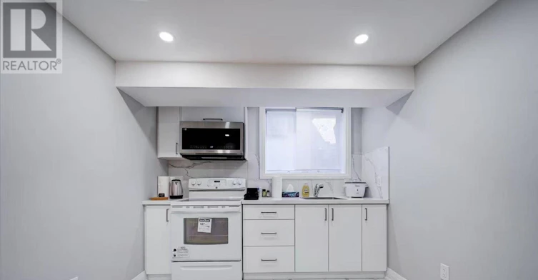 28 Earlton Road, Toronto, ON, M1T 2R3 - 16