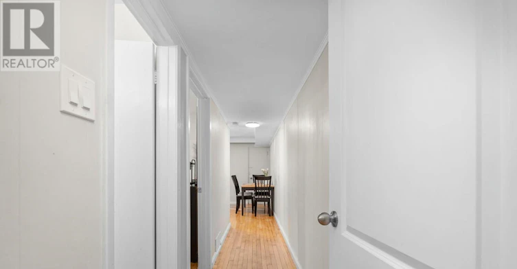 BSMT-423A Valermo Drive, Toronto, ON, M8W 2L8 - 8
