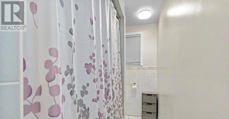 BSMT-423A Valermo Drive, Toronto, ON, M8W 2L8 - 19