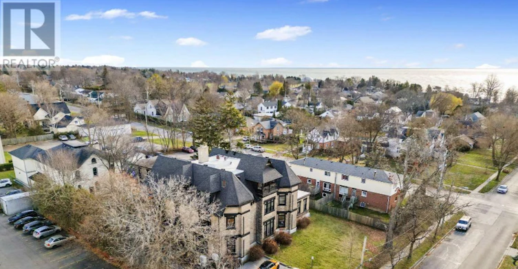 6-202 Green Street, Cobourg, ON, K9A 3W7