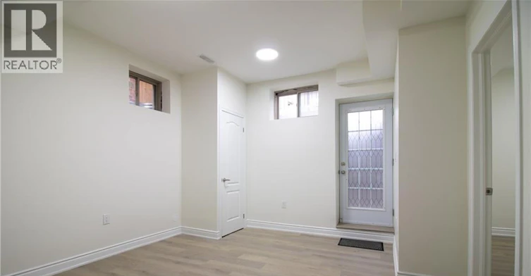 Lower-55 William Dunlop Street, Kitchener, ON, N2R 0N8 - 2