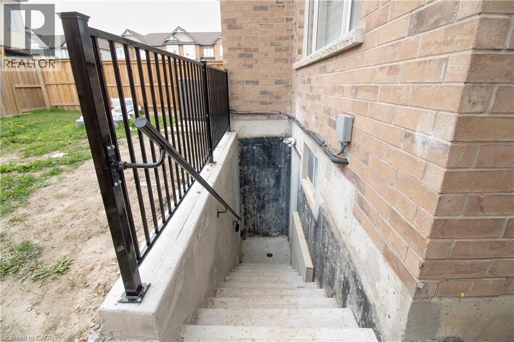 Lower-55 William Dunlop Street, Kitchener, ON, N2R 0N8 - 8