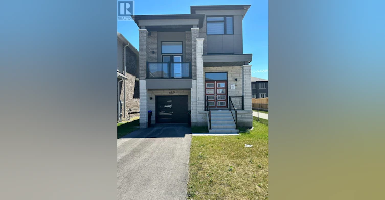 689 Mika Street, Innisfil, ON, L9S 0R7