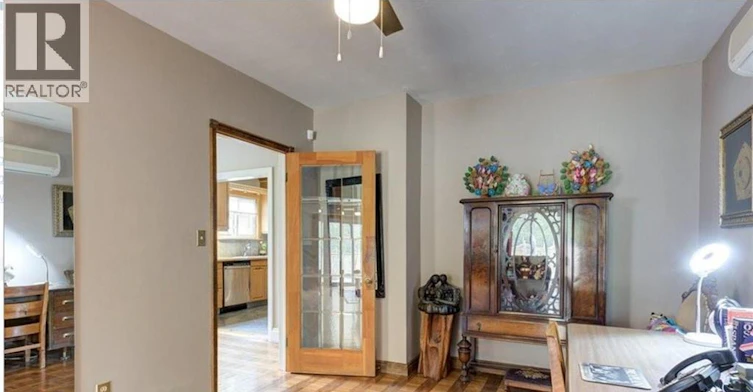 Main-296 Patricia Avenue, Kitchener, ON, N2M 1K1 - 10