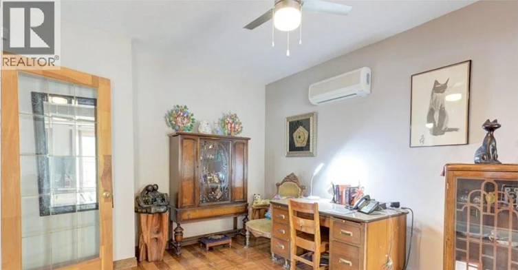 Main-296 Patricia Avenue, Kitchener, ON, N2M 1K1 - 9