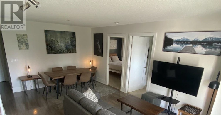 611-300 Front Street W, Toronto, ON, M5V 0E9 - 2
