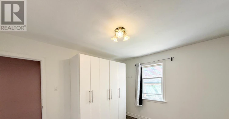 15 Leahann Drive, Toronto, ON, M1P 1B6 - 9