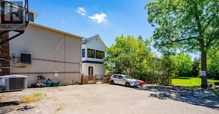 MAIN-6395 Main Street, Whitchurch-Stouffville, ON, L4A 1G4 - 37