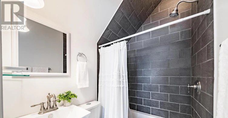 MAIN-6395 Main Street, Whitchurch-Stouffville, ON, L4A 1G4 - 25