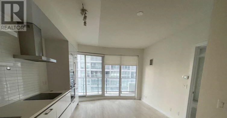 1105-2221 Yonge Street, Toronto, ON, M4S 2B4 - 3