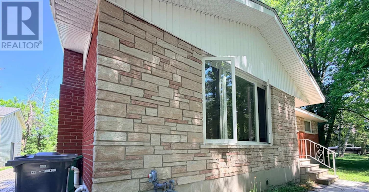 6330 Rothbourne Road, Ottawa, ON, K0A 1L0 - 2