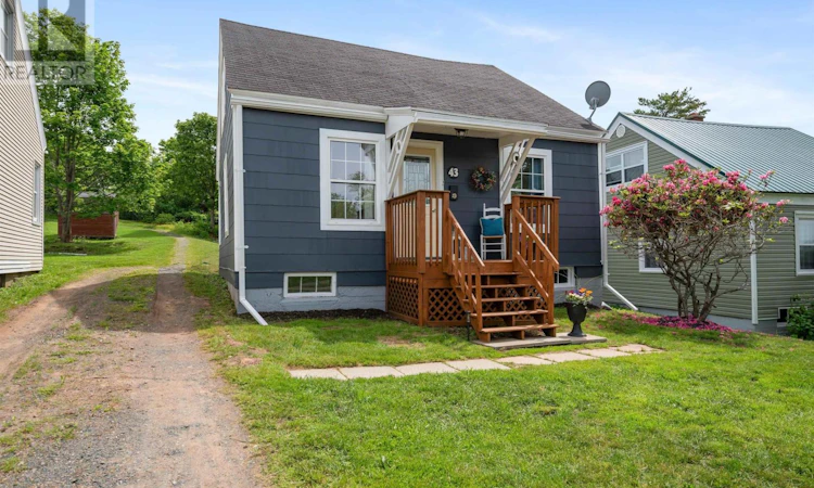 43 Highland Drive