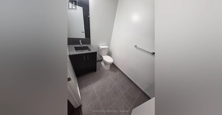 820-4010 Eglinton Avenue W, Toronto, ON, M9A 0G5 - 5