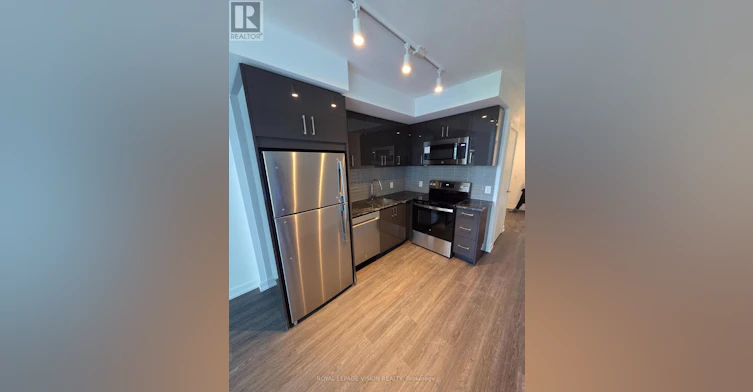820-4010 Eglinton Avenue W, Toronto, ON, M9A 0G5 - 2