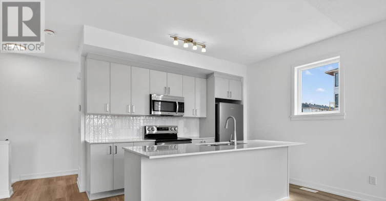 100 Stardust Private, Ottawa, ON, K1T 3W6 - 8