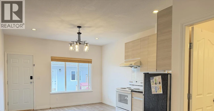 1 BR-6952 Curtis Street, Burnaby, BC, V5B 2B1 - 11