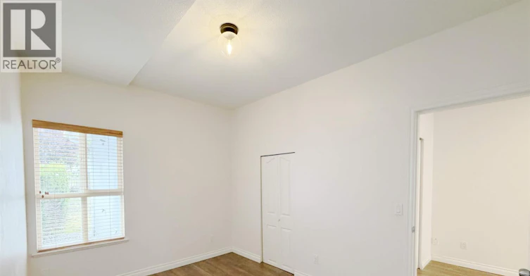 1 BR-6952 Curtis Street, Burnaby, BC, V5B 2B1 - 4