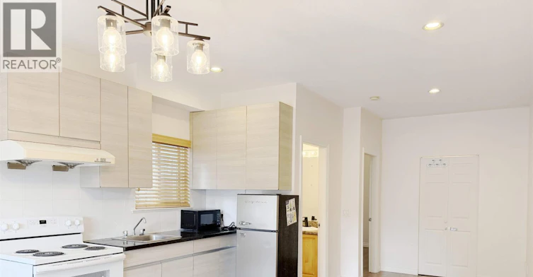 1 BR-6952 Curtis Street, Burnaby, BC, V5B 2B1 - 6