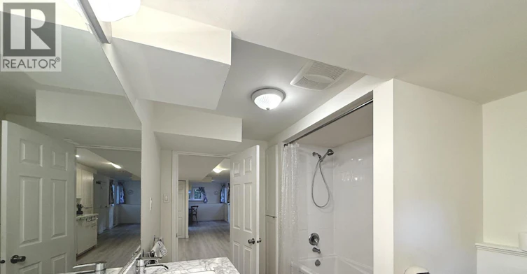 1365 Fulton Avenue, West Vancouver, BC, V7T 1N9 - 9