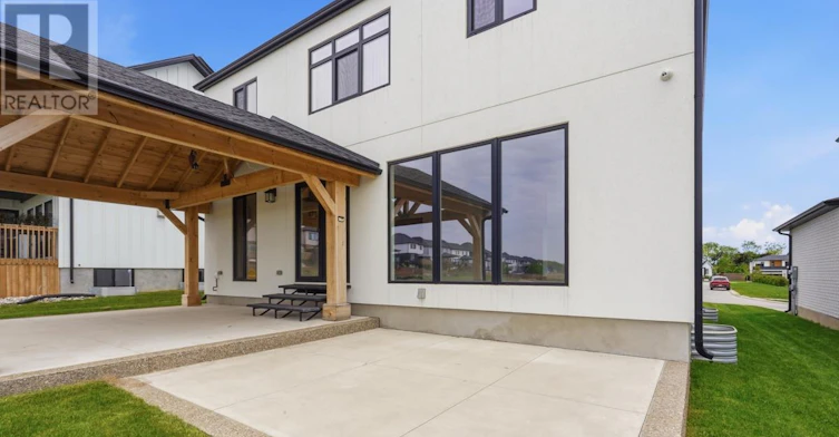 77 Crestview Drive, Komoka, ON, N0L 1R0 - 38