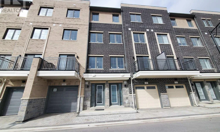 40 Clippers Crescent