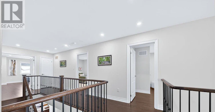 10 Deer Pass Road, East Gwillimbury, ON, L9N 0L6 - 8