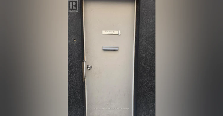 N1 - 2F-1 Baldwin Street, Toronto, ON, M4T 1L1