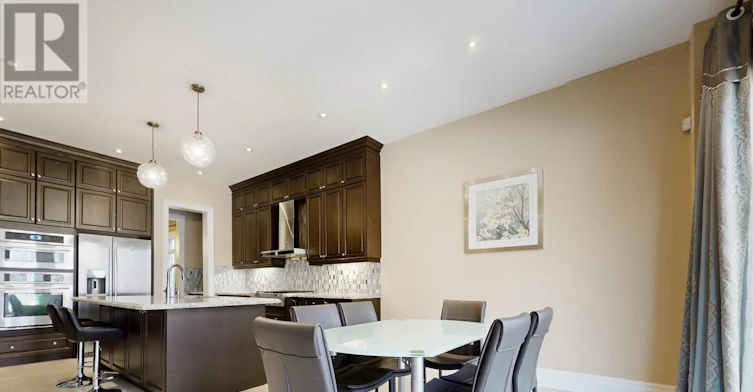 57 Strawbridge Farm Drive, Aurora, ON, L4G 0L2 - 5