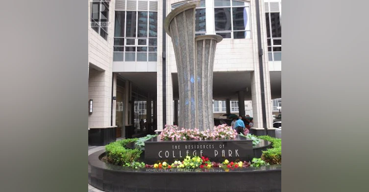 1207-763 Bay Street, Toronto, ON, M5G 2R3