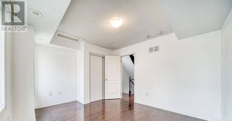 125-80 Sarita Path, Oshawa, ON, L1L 0K7 - 3