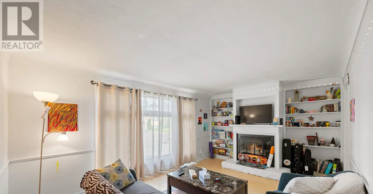 2-151 Granville Street, Ottawa, ON, K1L 6Y3 - 3