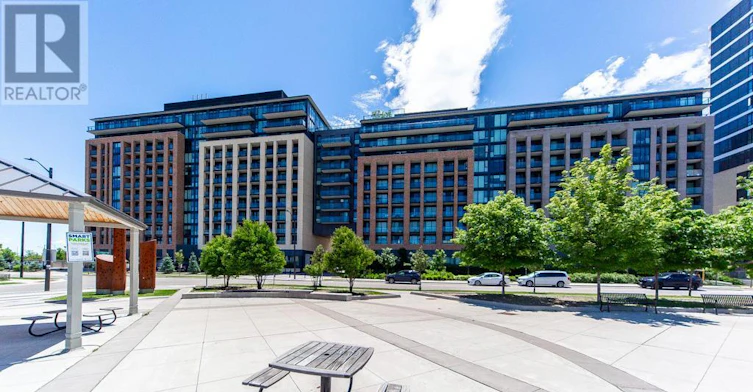 532-100 Eagle Rock Way, Vaughan, ON, L6A 5B9 - 44