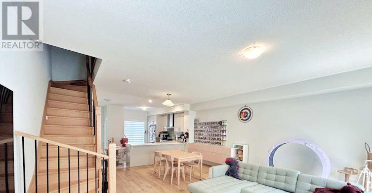 96 Clippers Crescent, Whitchurch-Stouffville, ON, L4A 4X7 - 3