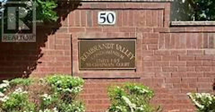 7-50 Chapman Court, London, ON, N6G 5E1