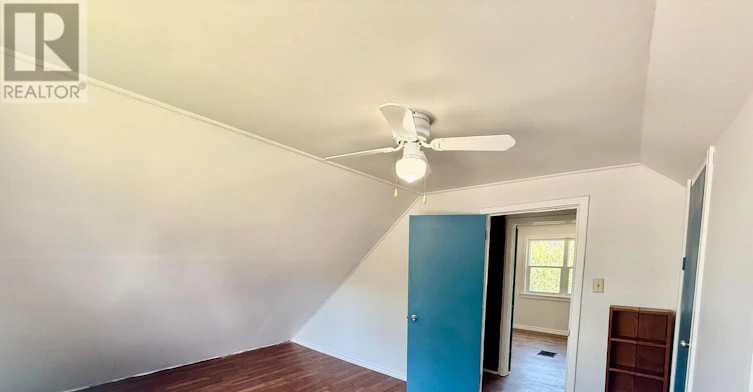6411 Mcleod Road, Niagara Falls, ON, L2G 3G2 - 6