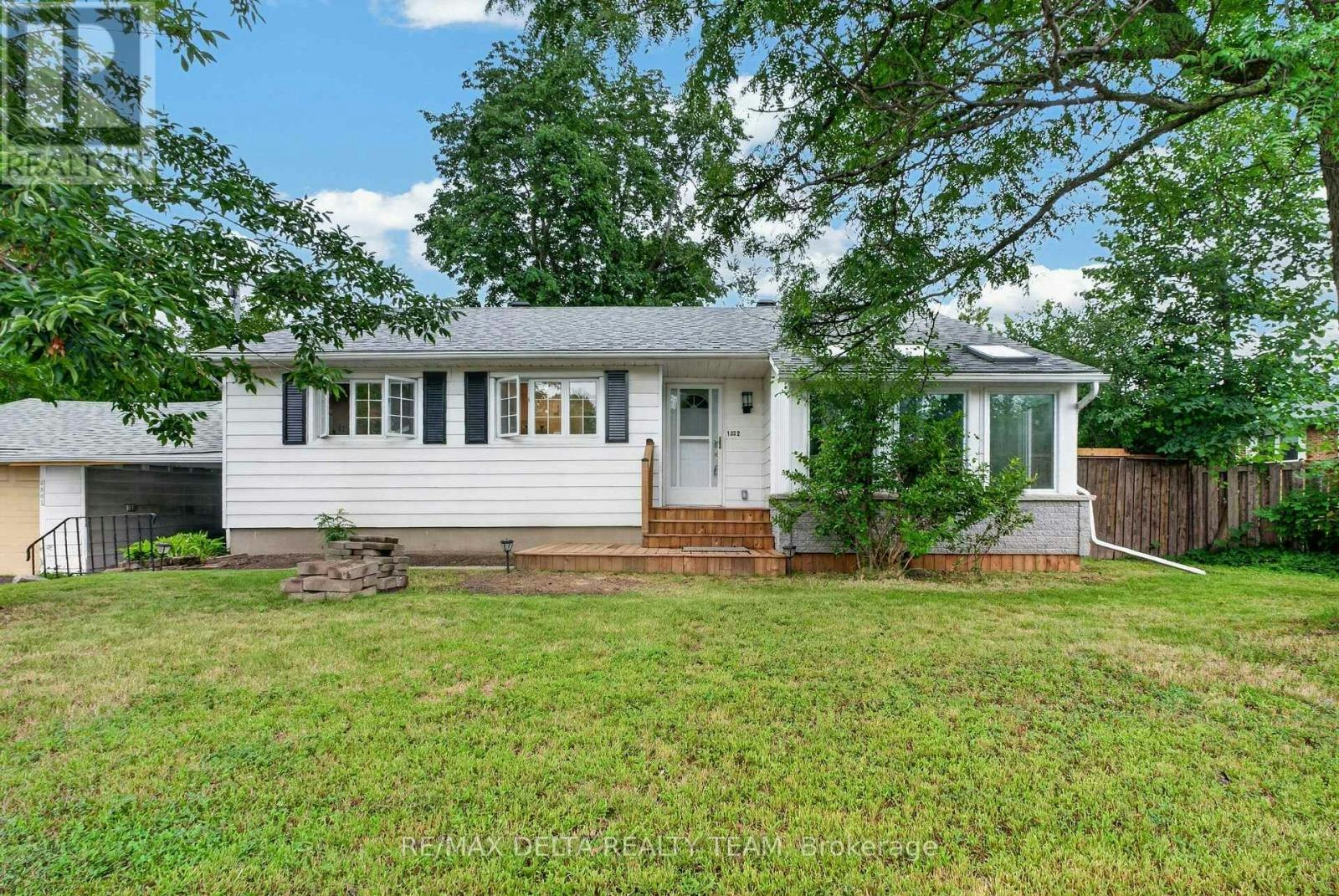 2-2801 Baseline Road, Ottawa, ON, K2H 7B6