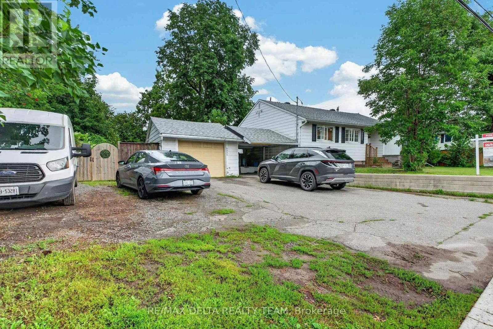 3-2801 Baseline Road, Ottawa, ON, K2H 7B6 - 4