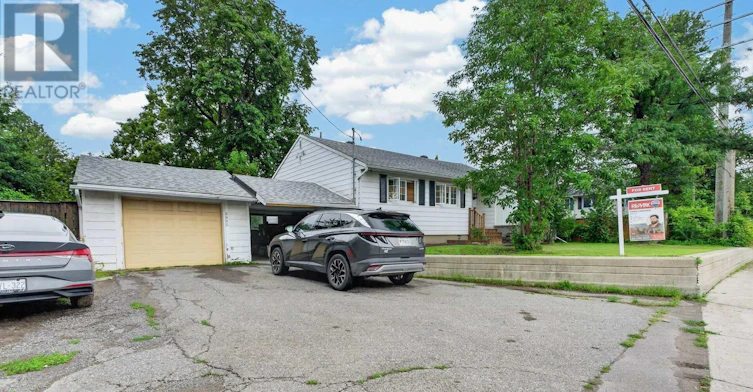3-2801 Baseline Road, Ottawa, ON, K2H 7B6 - 2