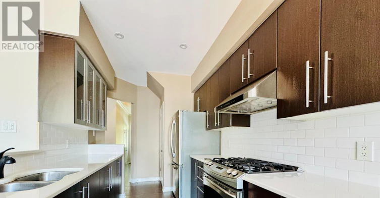 204 Badgeley Avenue, Ottawa, ON, K2T 0A4 - 7