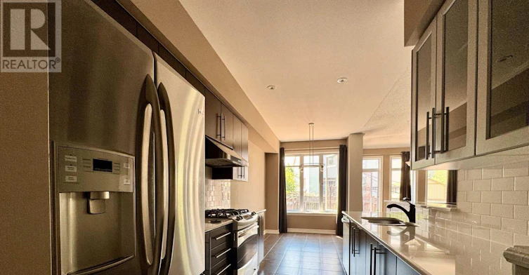 204 Badgeley Avenue, Ottawa, ON, K2T 0A4 - 6