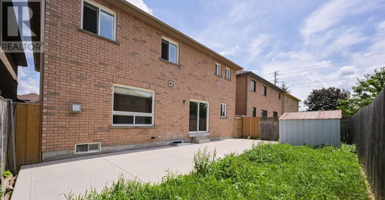 6 Fairhill Avenue, Brampton, ON, L7A 2A9 - 31
