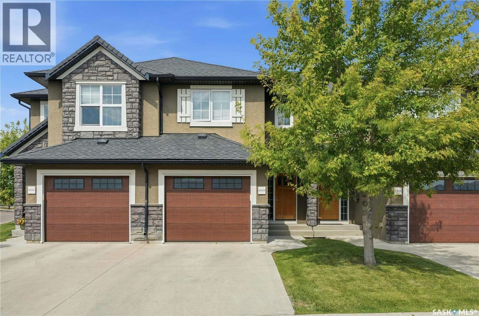 203-1555 Paton Crescent, Saskatoon, SK, S7W 0V5
