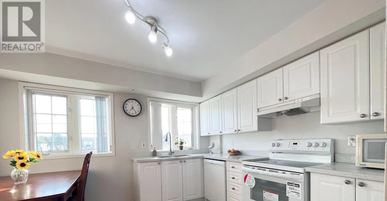 4-593 Kennedy Road, Toronto, ON, M1K 2B2 - 2